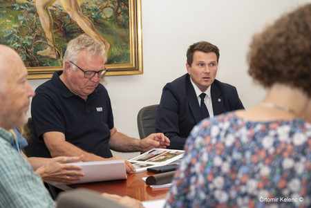 763533Minister Novak na obisku v Obcini Kamnik 5